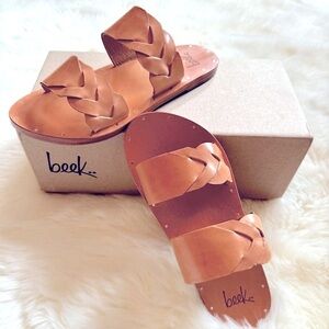 🆕 NWT~ beek Handmade Darter Slides w/Box & Dust Bag - 6